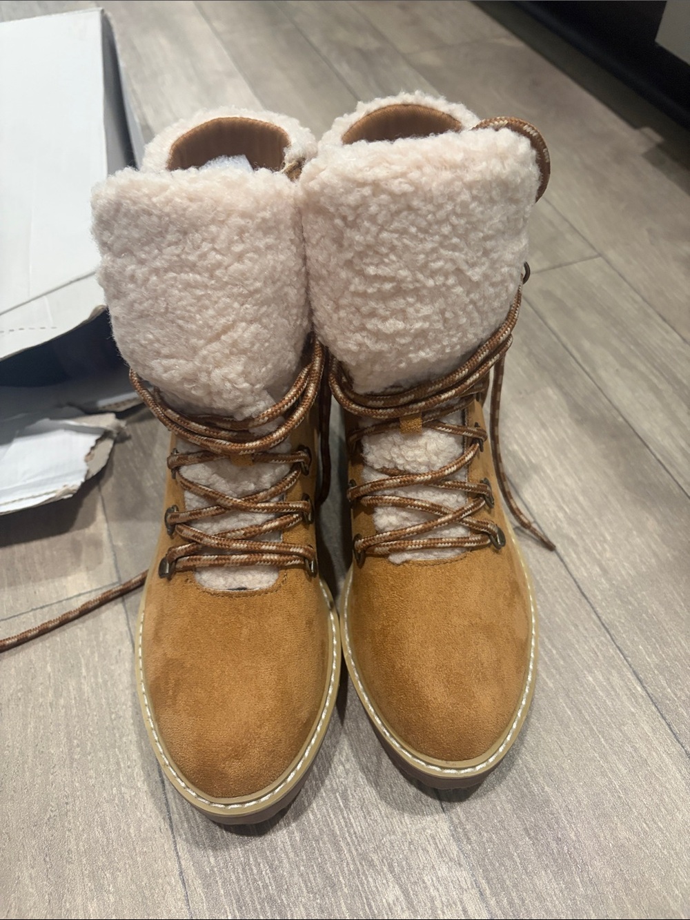 Never Worn Corkys Tan Suede Lace-Up Faux Shearling Winter Boots
